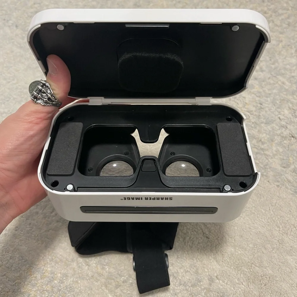 Like New One-Size Sharper Image VR Virtual Reality Headset Fits Most Cellphones
